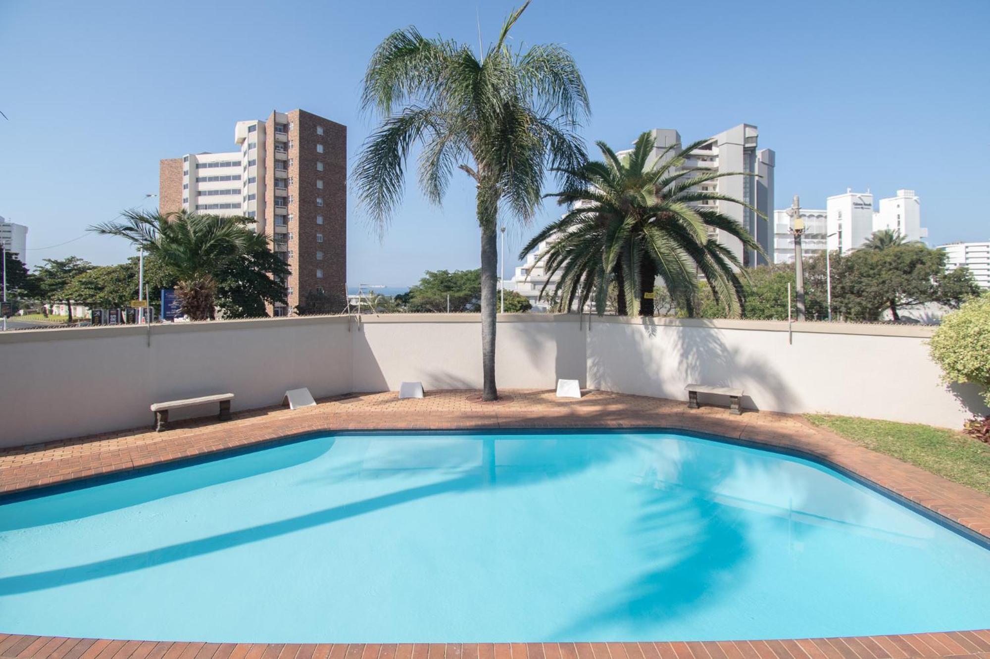 9 The Shades Umhlanga Rocks Apartamento Durban Exterior foto