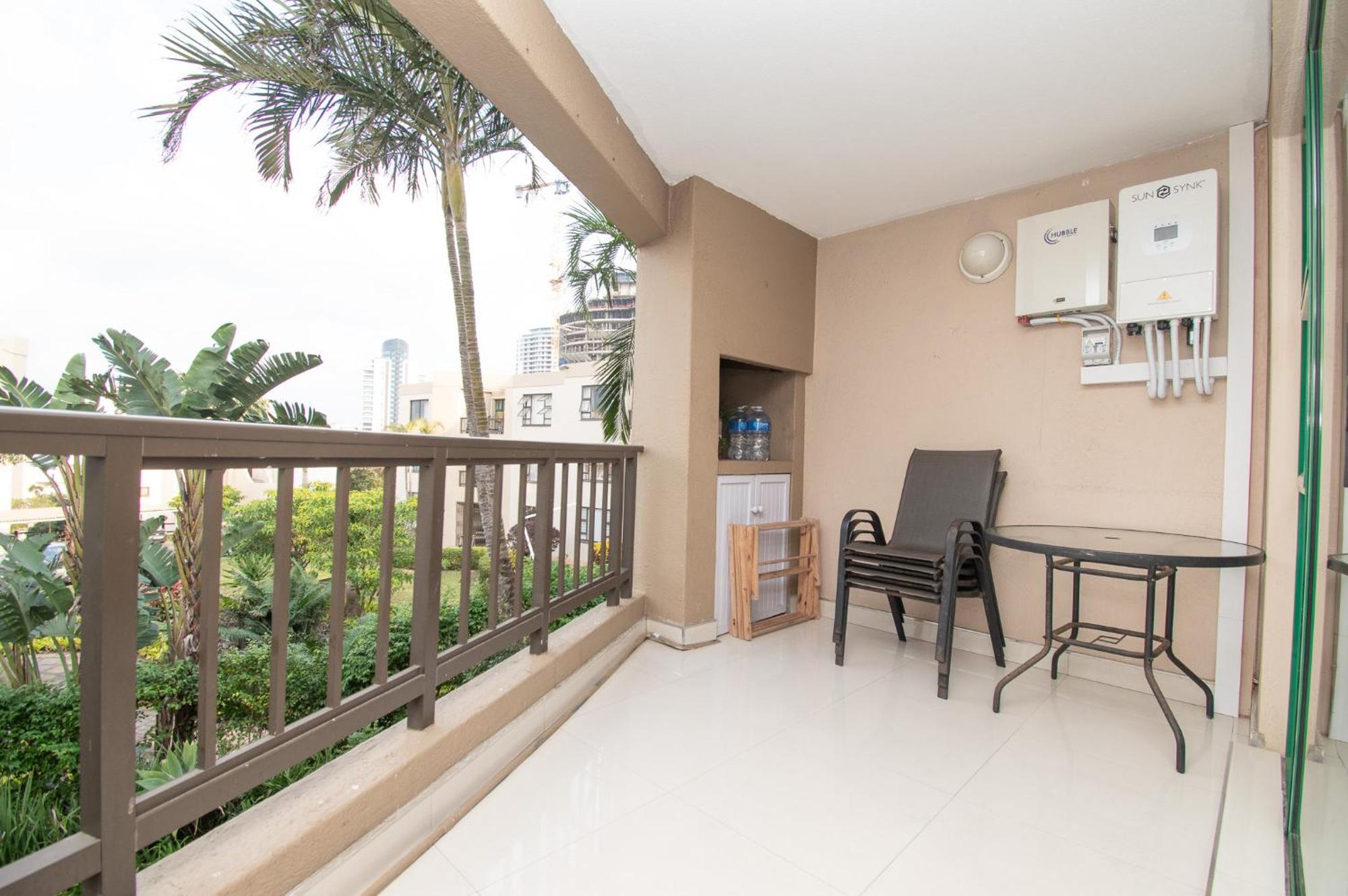 9 The Shades Umhlanga Rocks Apartamento Durban Exterior foto